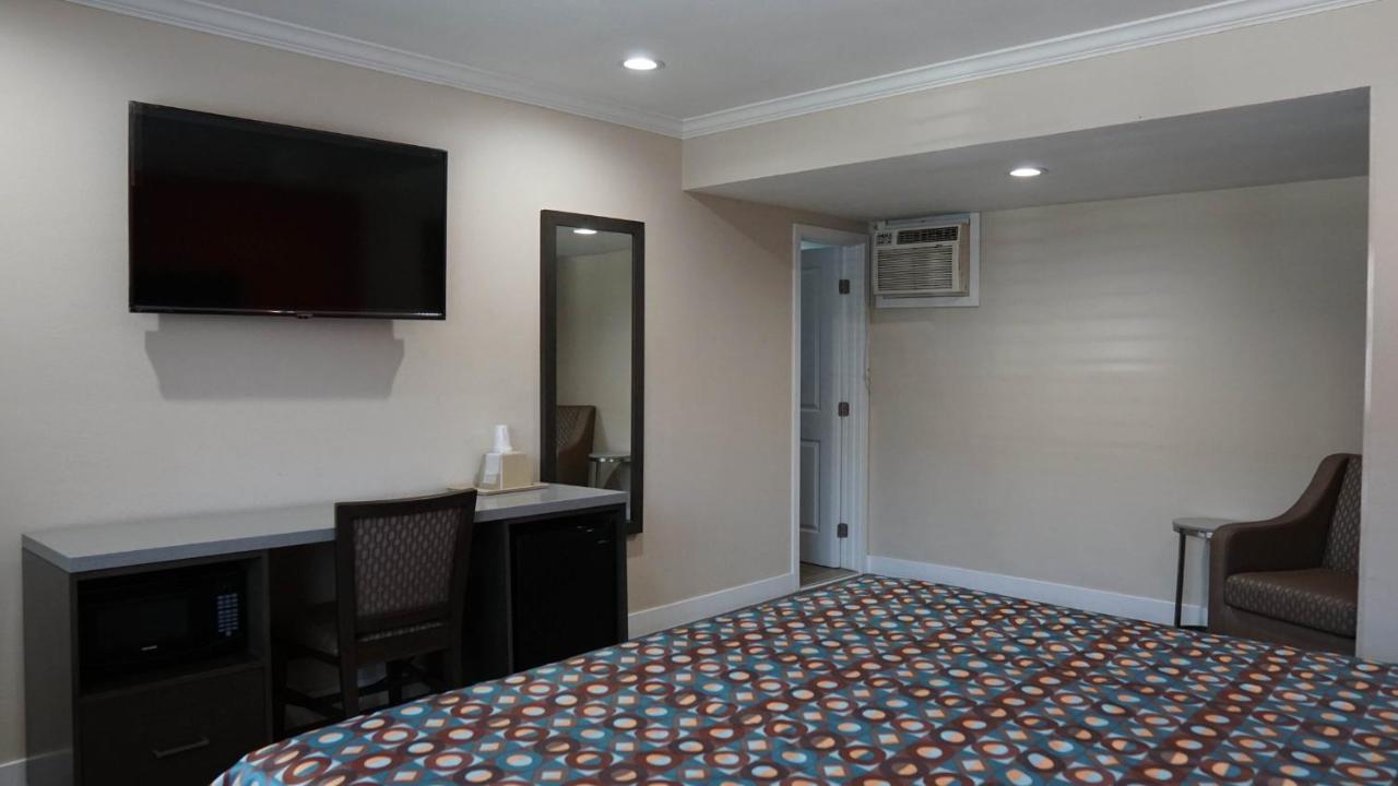 Sea Breeze Inn - Lax Airport, Los Angeles Инглвуд Экстерьер фото